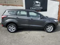 Begagnad Ford Kuga Zetec 120 HK (88 kW) 2017 Grå SUV