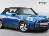 Usado Mini Cooper Classic 134 CV (98 kW) 2023 Azul Utilitario