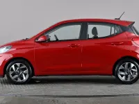 Used Hyundai i10 Advanced 63 HP (46 kW) 2025 Red Hatchback