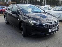Begagnad Vauxhall Astra Design Edition 108 HK (79 kW) 2017 Svart Halvkombi
