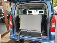 Used Citroën Berlingo Feel 100 HP (73 kW) 2019 Blue MPV