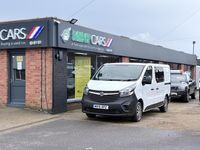 Used Vauxhall Vivaro 90 HP (66 kW) 2015 White MPV