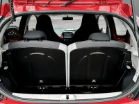 Used Toyota Aygo x-style 69 HP (50 kW) 2017 Red Hatchback