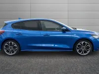 Used Ford Focus ST-Line X 155 HP (114 kW) 2023 Blue Hatchback