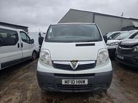 Second-hand Vauxhall Vivaro 90 CP (66 kW) 2010 Alb Monovolum