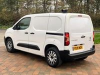 Second-hand Peugeot Partner 2019 Alb Monovolum