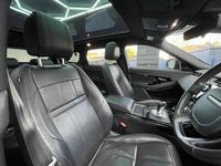Used Land Rover Range Rover evoque SE Dynamic 180 HP (132 kW) 2019 Black Estate