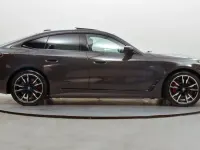 Begagnad BMW i4 Shadowline 400 kW (544 HK) 2023 Grå Sedan
