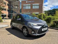Used Toyota Yaris 99 HP (72 kW) 2015 Grey Hatchback
