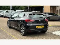 Used Renault Clio Evolution 145 HP (106 kW) 2023 Metallic  diamond black  Hatchback