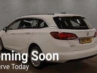 Used Vauxhall Astra Elite 150 HP (110 kW) 2017 White Estate