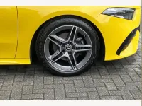 Used Mercedes A180 Executive 148 HP (108 kW) 2023 Yellow Hatchback