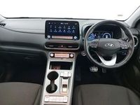 Used Hyundai Kona Premium 100 kW (136 HP) 2023 White SUV
