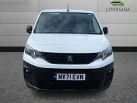 Used Peugeot Partner 131 HP (96 kW) 2021 White MPV