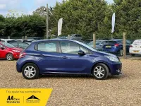 Used Peugeot 208 Active 82 HP (60 kW) 2013 Blue Hatchback
