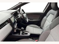 Used Renault Clio V Techno 145 HP (106 kW) 2023 Shadow grey Hatchback