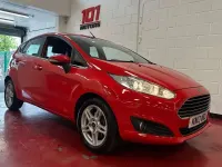 Begagnad Ford Fiesta Zetec 2013