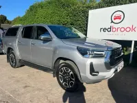 Usado Toyota HiLux 2021 Prateado Pickup
