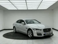 Used Jaguar XE Portfolio 180 HP (132 kW) 2016 White Sedan