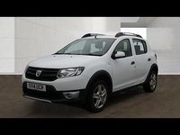 Used Dacia Sandero Ambiance 90 HP (66 kW) 2014 White Hatchback