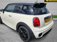 Used Mini Cooper Hatch 136 HP (100 kW) 2018 White Hatchback