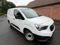 Used Vauxhall Combo 100 HP (73 kW) 2023 White MPV
