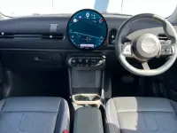 Used Mini Cooper Hatch 154 HP (113 kW) 2024 Green Hatchback
