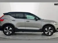 Begagnad Volvo XC40 R-Design 258 HK (189 kW) 2022 Grå SUV