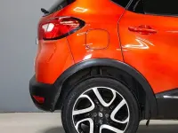 Used Renault Captur Signature 90 HP (66 kW) 2016 Black SUV