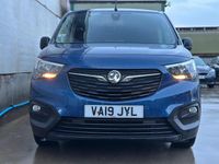 Used Vauxhall Combo Edition 100 HP (73 kW) 2019 Blue Van