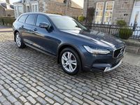 Used Volvo V90 CC Pro 235 HP (172 kW) 2017 Blue Estate