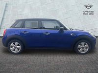 Used Mini Cooper Classic 134 HP (98 kW) 2019 Blue Hatchback