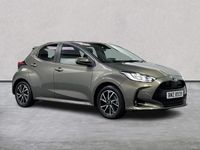 Used Toyota Yaris Hybrid Design 116 HP (85 kW) 2023 Bronze Hatchback