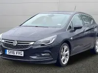 Used Vauxhall Astra SRi 105 HP (77 kW) 2016 Black Hatchback