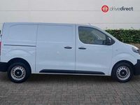 Used Vauxhall Vivaro S 120 HP (88 kW) 2024 White MPV