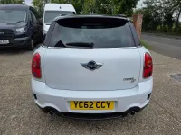 Begagnad Mini Cooper S 2012 Vit Halvkombi