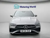 Usado Mercedes CLA200 Executive 163 HP (119 kW) 2024 Cinzento Coupé