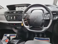 Used Citroën Grand C4 Picasso VTR Sport 115 HP (84 kW) 2014 White MPV