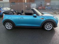 Begagnad Mini Cooper Cabriolet 2017 Blå Cab