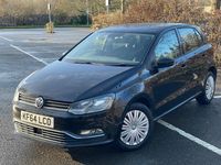 Begagnad VW Polo 2014 Svart Halvkombi