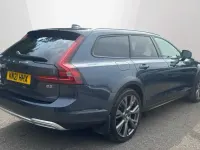 Used Volvo V90 CC 235 HP (172 kW) 2021 Blue Estate
