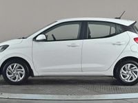Used Hyundai i10 SE 67 HP (49 kW) 2022 White Hatchback