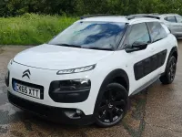 Used Citroën C4 Cactus Flair 2015 White Hatchback