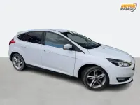 Used Ford Focus Zetec 2016 White Hatchback