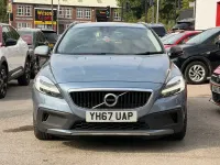 Used Volvo V40 Pro 152 HP (111 kW) 2017 Blue Hatchback