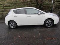 Used Nissan Leaf Tekna 80 kW (109 HP) 2017 White Hatchback
