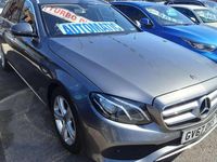 Usado Mercedes E220 SE 2018 Cinzento Carrinha