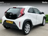 Used Toyota Aygo X PURE 72 HP (52 kW) 2023 Pure white (solid paint) SUV