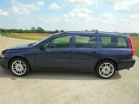 used Volvo V70 2.4