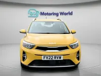 Used Kia Stonic 99 HP (72 kW) 2022 Yellow SUV